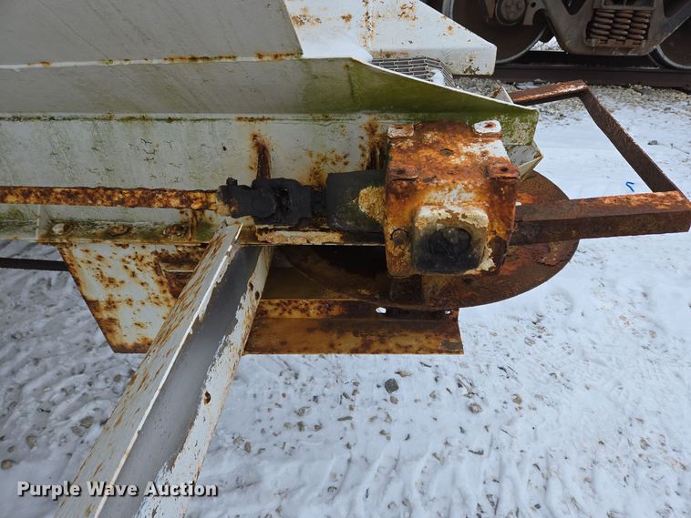 image for item EC3960 Western N52LSD spreader