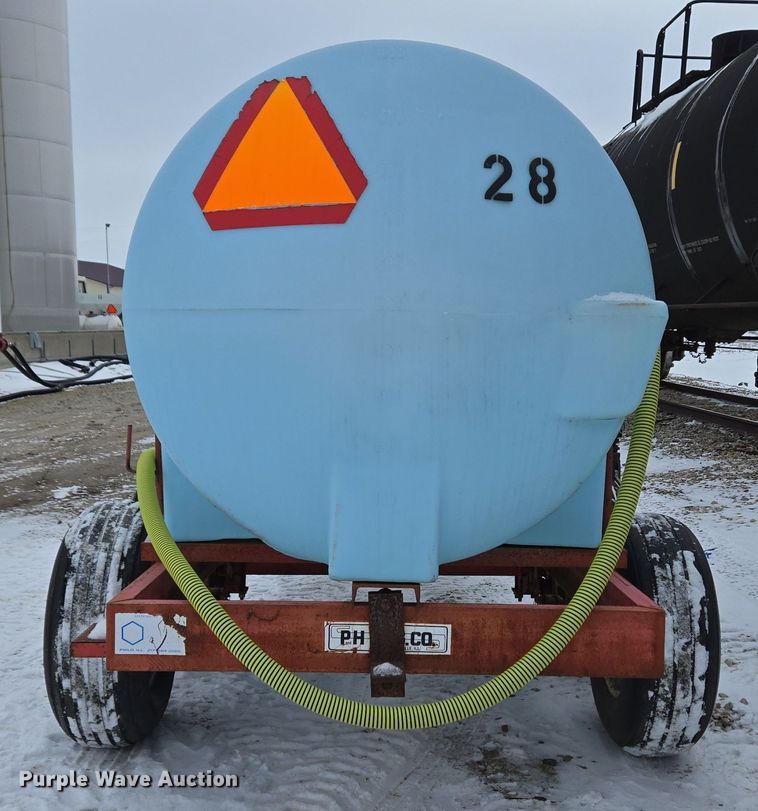 image for item EC3963 P&H MFG 2808-T nurse tank trailer