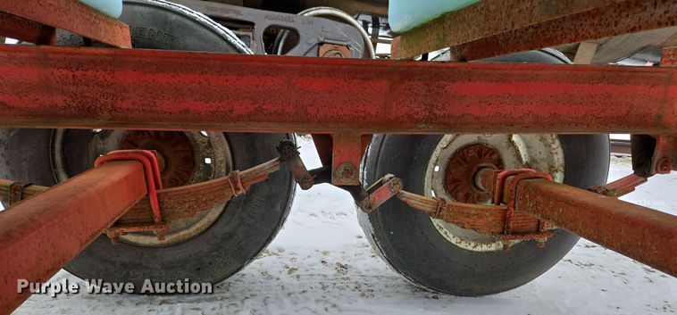 image for item EC3963 P&H MFG 2808-T nurse tank trailer