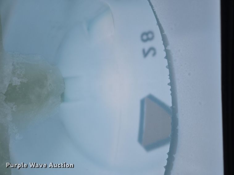 image for item EC3963 P&H MFG 2808-T nurse tank trailer