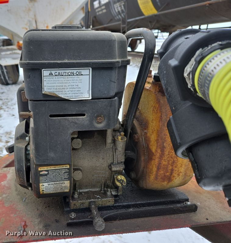 image for item EC3963 P&H MFG 2808-T nurse tank trailer