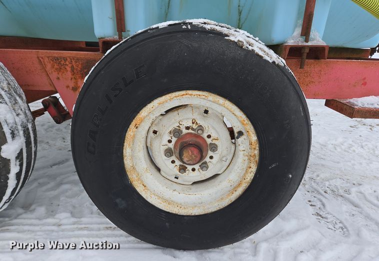 image for item EC3963 P&H MFG 2808-T nurse tank trailer