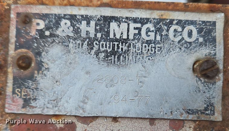 image for item EC3963 P&H MFG 2808-T nurse tank trailer