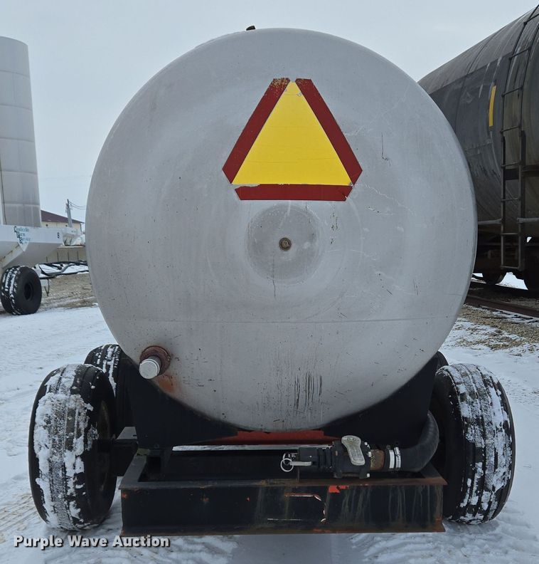 image for item EC3964 Tank trailer