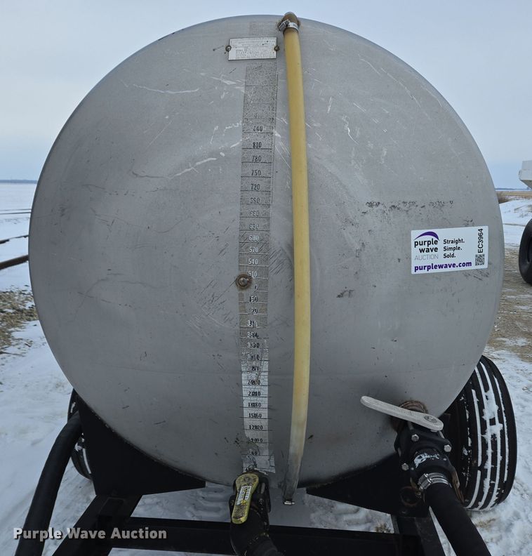 image for item EC3964 Tank trailer