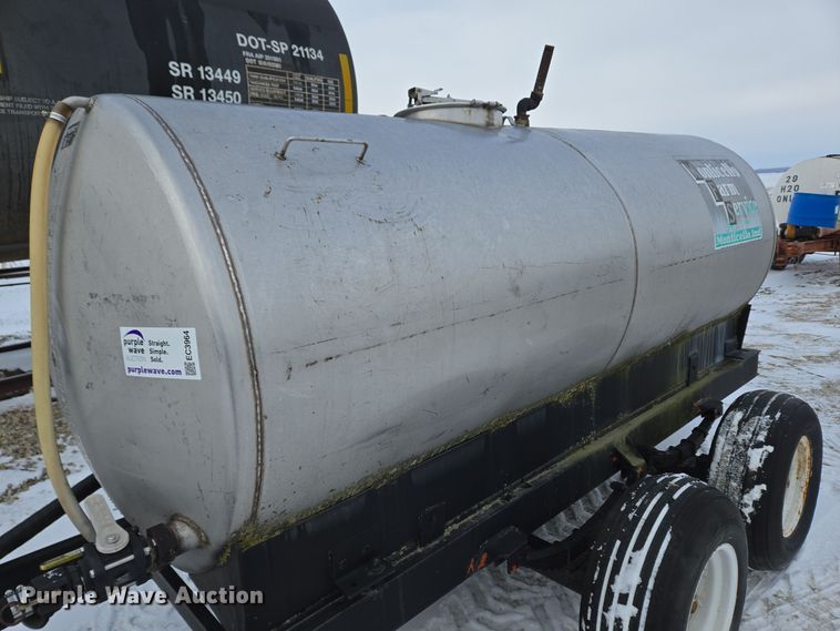 image for item EC3964 Tank trailer
