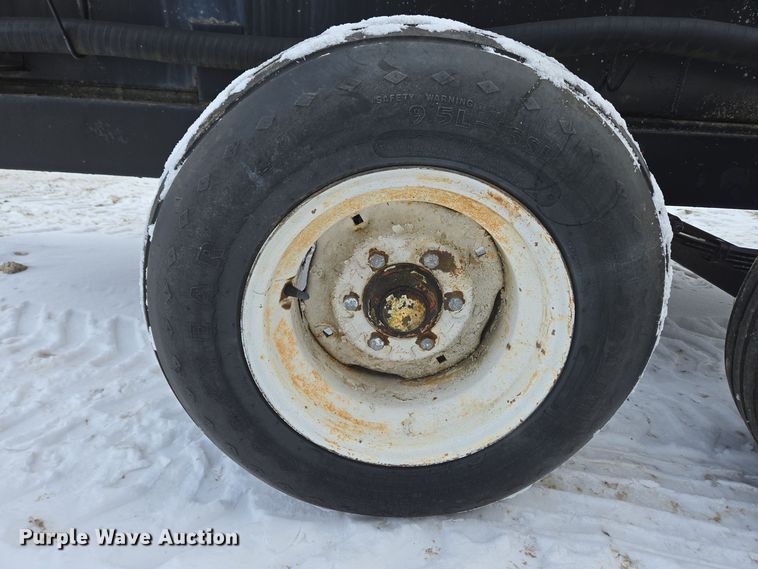 image for item EC3964 Tank trailer