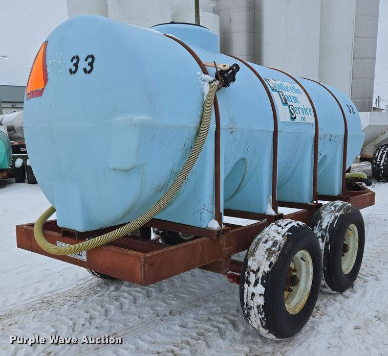 image for item EC3965 P&H MFG 2802-T nurse tank trailer