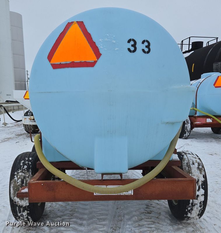 image for item EC3965 P&H MFG 2802-T nurse tank trailer