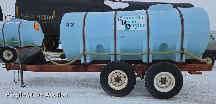 image for item EC3965 P&H MFG 2802-T nurse tank trailer