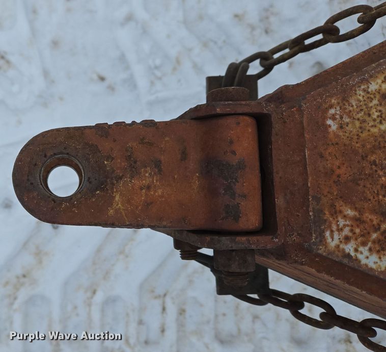 image for item EC3965 P&H MFG 2802-T nurse tank trailer