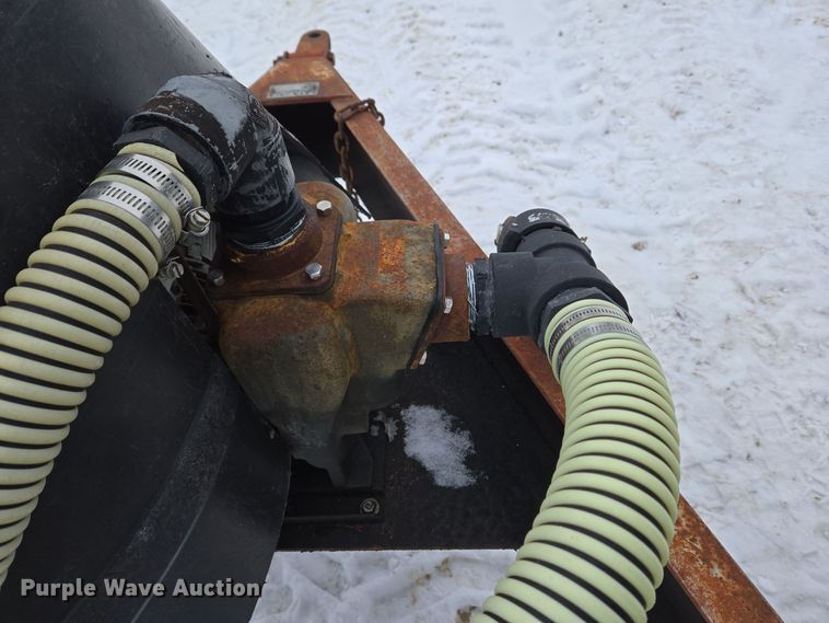 image for item EC3965 P&H MFG 2802-T nurse tank trailer