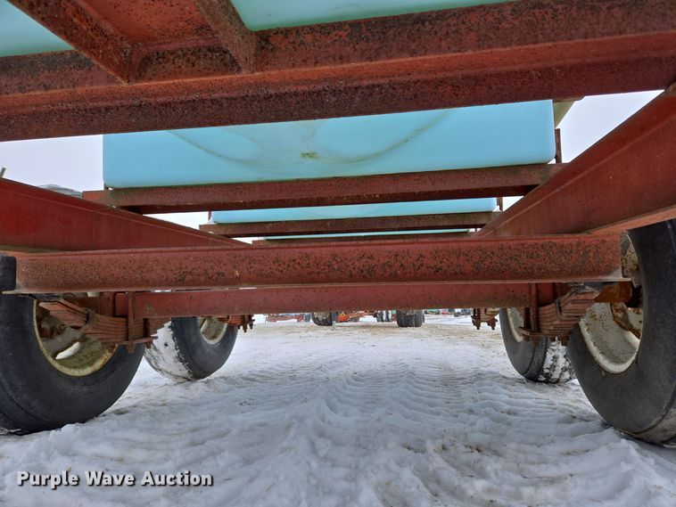 image for item EC3965 P&H MFG 2802-T nurse tank trailer