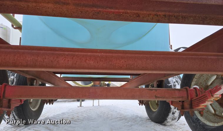 image for item EC3965 P&H MFG 2802-T nurse tank trailer