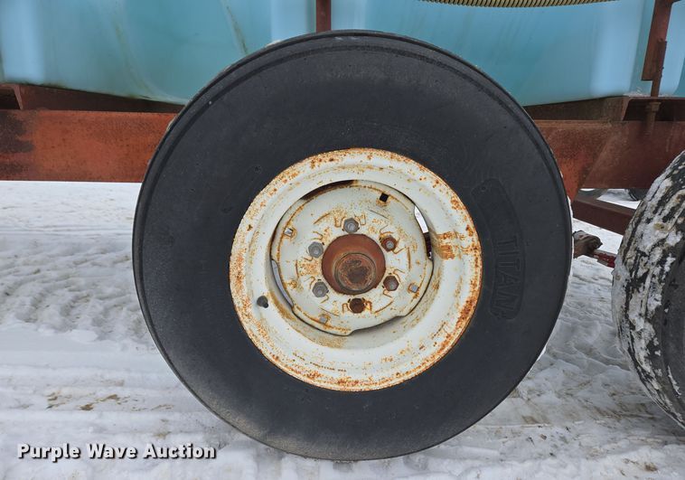 image for item EC3965 P&H MFG 2802-T nurse tank trailer