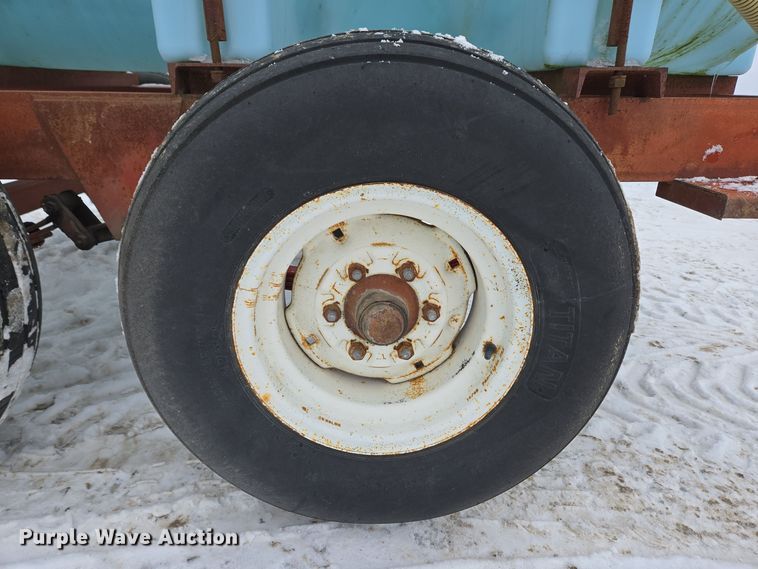 image for item EC3965 P&H MFG 2802-T nurse tank trailer