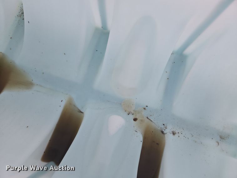 image for item EC3966 Nurse tank trailer