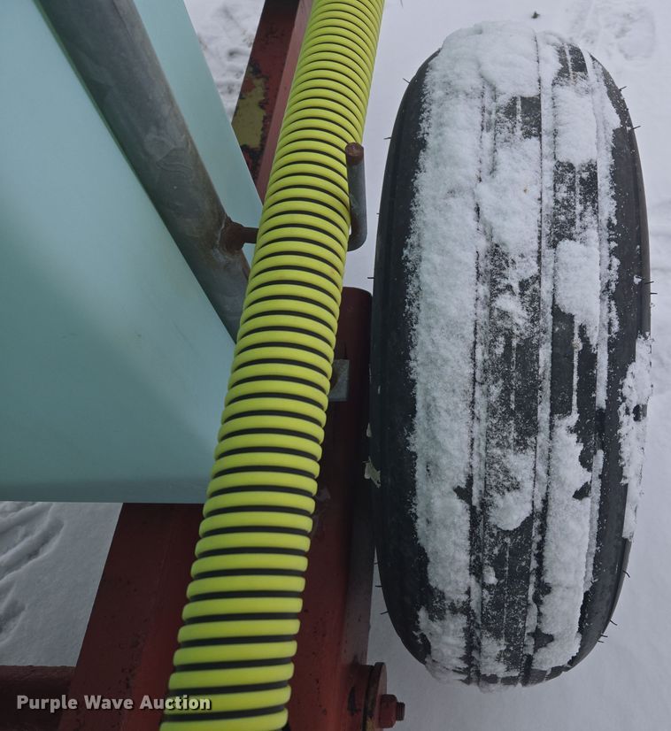 image for item EC3966 Nurse tank trailer