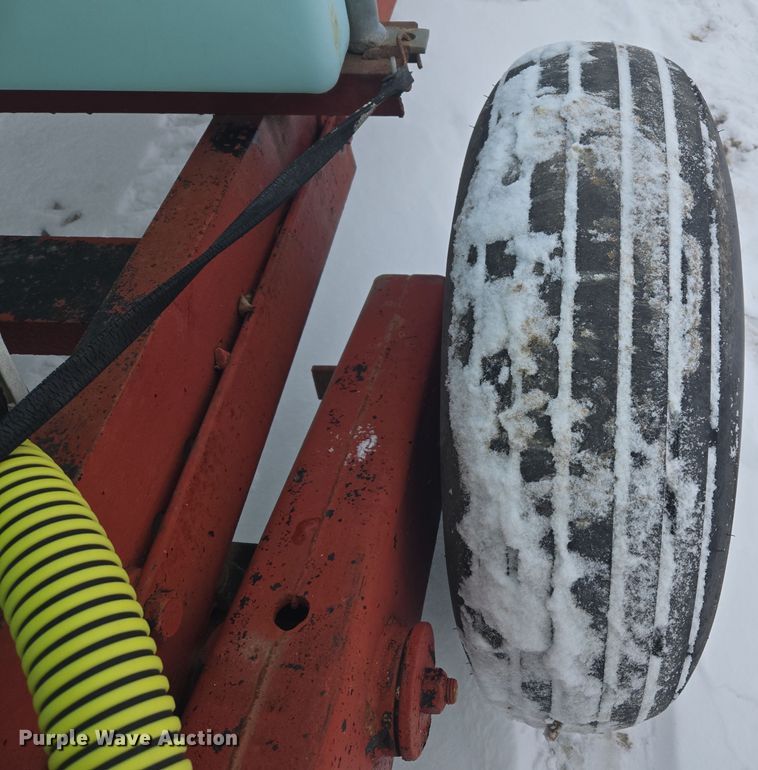 image for item EC3966 Nurse tank trailer