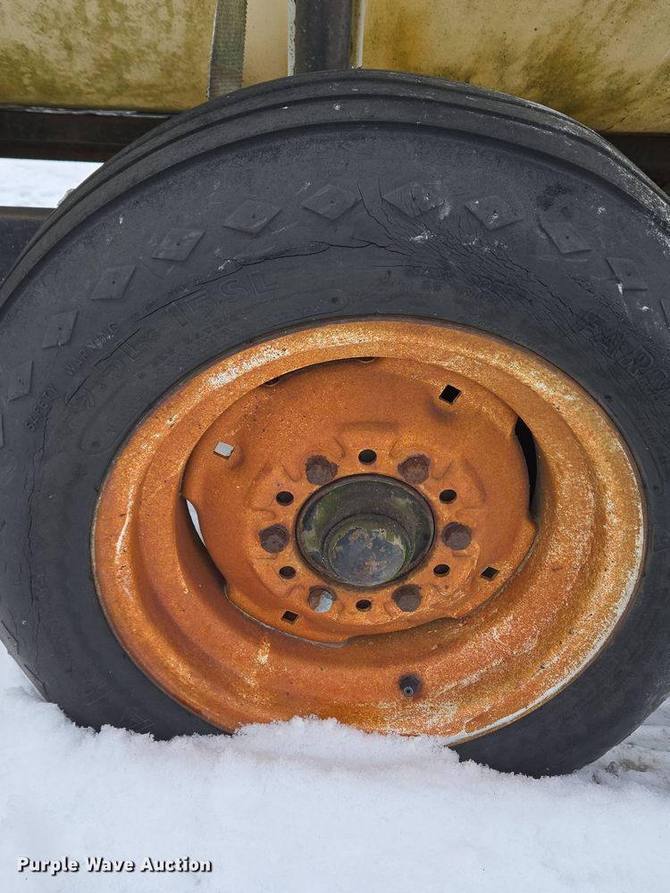 image for item EC3969 Nurse tank trailer