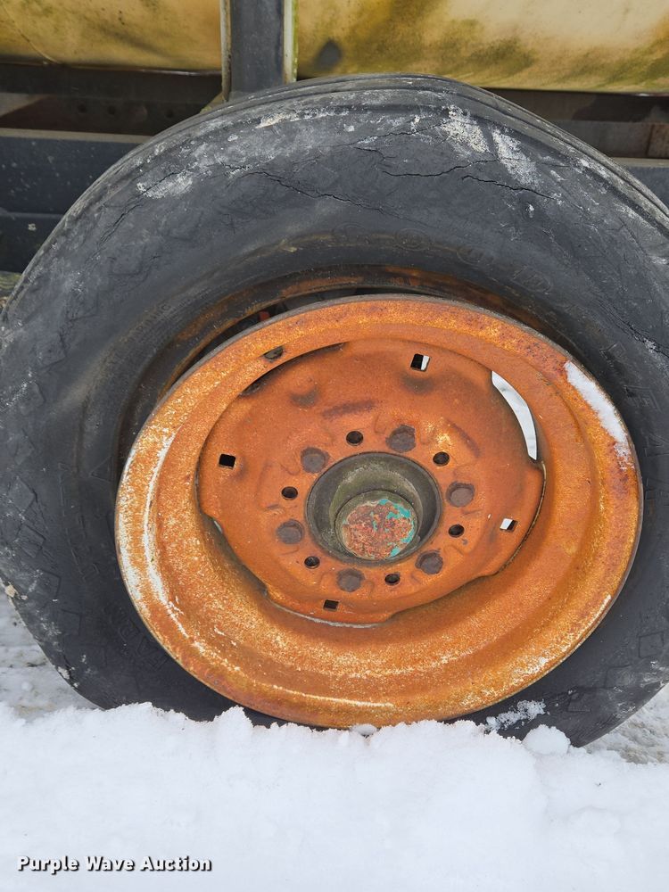 image for item EC3969 Nurse tank trailer