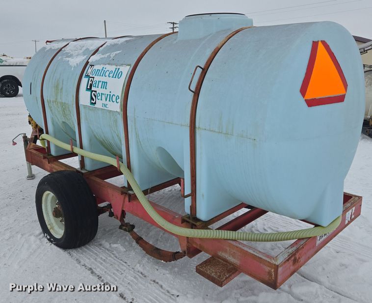 image for item EC3970 P&H MFG 2808-T nurse tank trailer