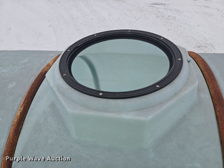 image for item EC3970 P&H MFG 2808-T nurse tank trailer