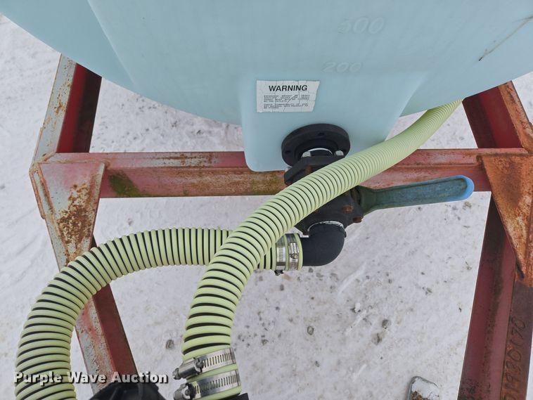 image for item EC3970 P&H MFG 2808-T nurse tank trailer