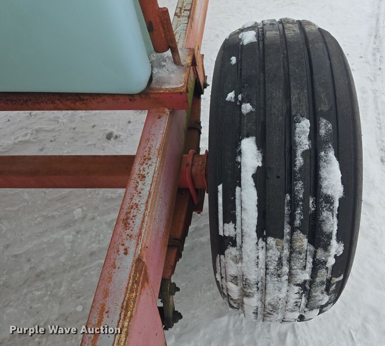 image for item EC3970 P&H MFG 2808-T nurse tank trailer