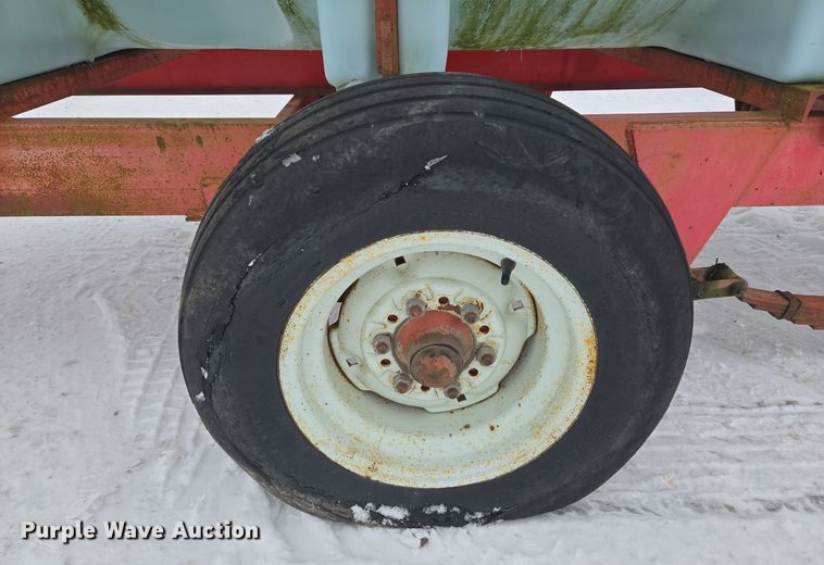 image for item EC3970 P&H MFG 2808-T nurse tank trailer