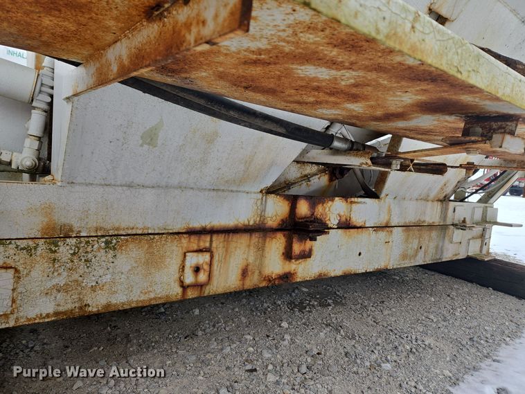 image for item EC3971 Fertilizer tender