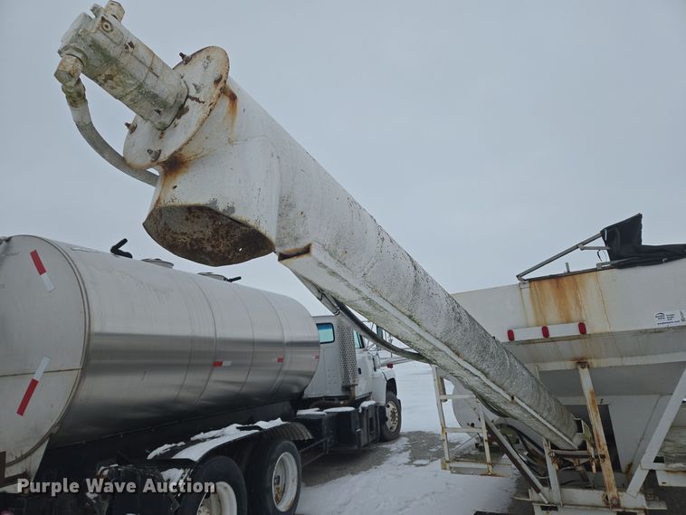 image for item EC3971 Fertilizer tender