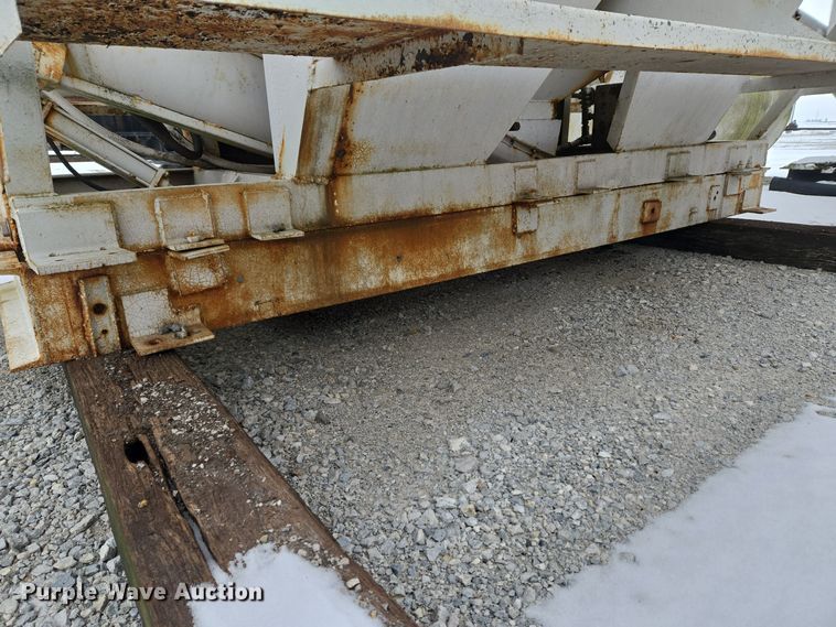 image for item EC3971 Fertilizer tender