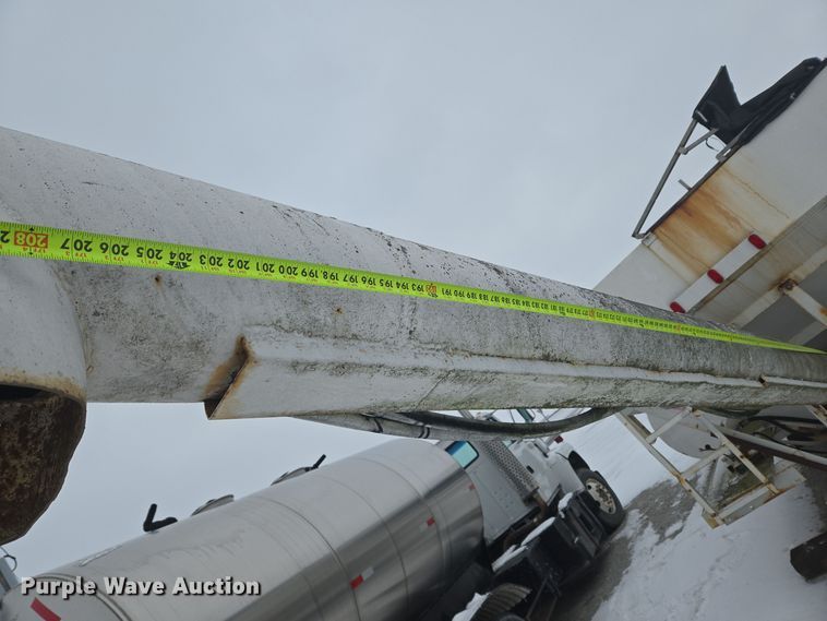 image for item EC3971 Fertilizer tender