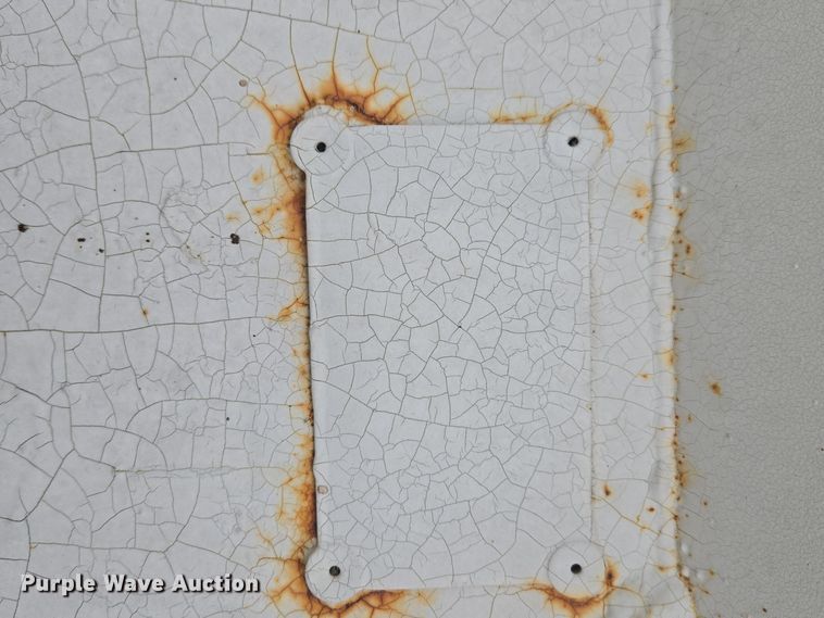 image for item EC3971 Fertilizer tender