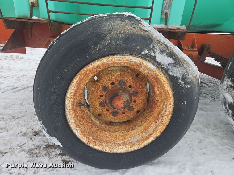 image for item EC3972 Nurse tank trailer