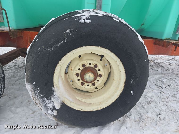 image for item EC3972 Nurse tank trailer