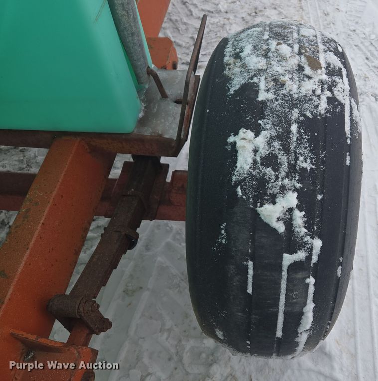 image for item EC3972 Nurse tank trailer