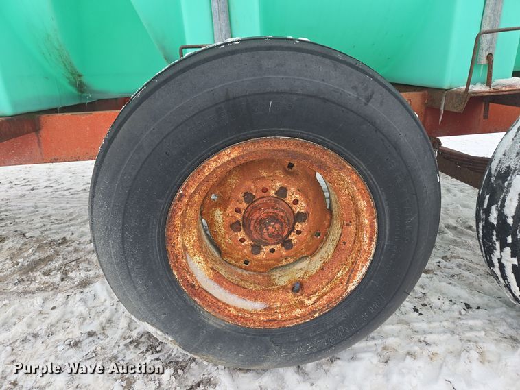 image for item EC3972 Nurse tank trailer