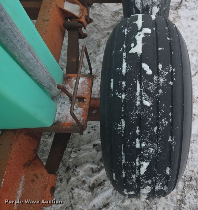 image for item EC3972 Nurse tank trailer