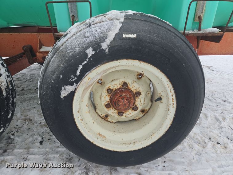 image for item EC3972 Nurse tank trailer