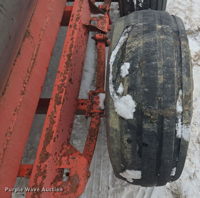 image for item EC3973 Solar Service Co. tank trailer