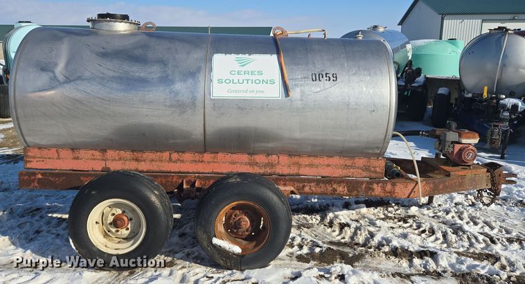 image for item EC3976 Tank trailer