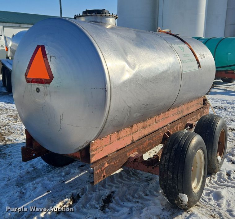 image for item EC3976 Tank trailer