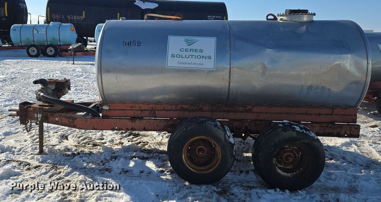 image for item EC3976 Tank trailer