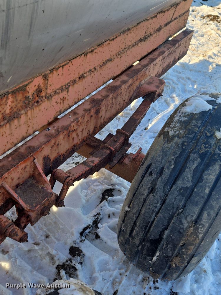 image for item EC3976 Tank trailer