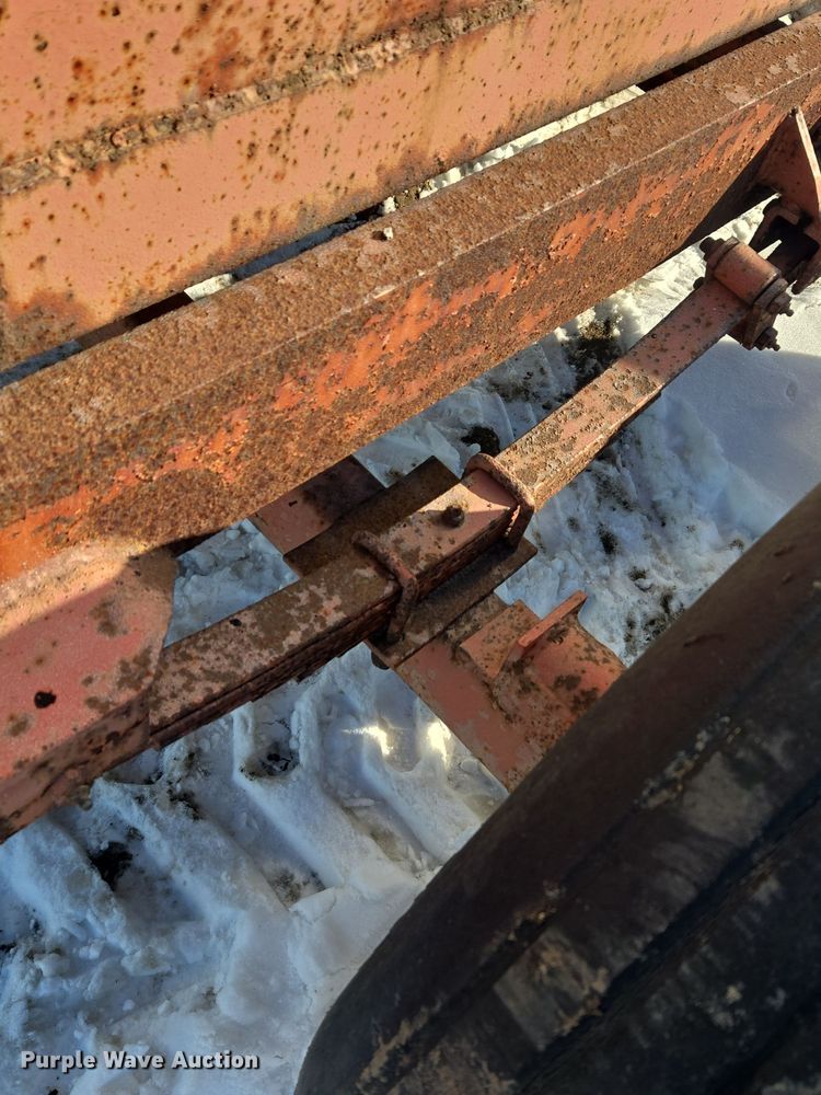 image for item EC3976 Tank trailer