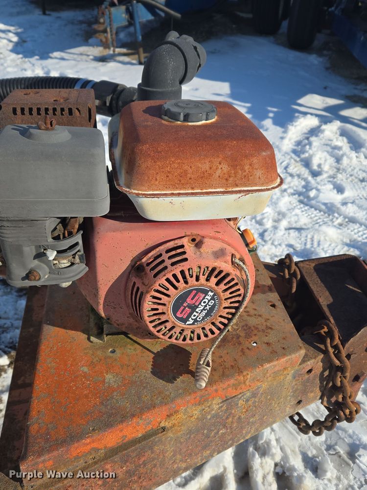 image for item EC3976 Tank trailer