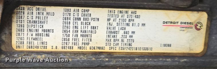 image for item EE7942 1999 Peterbilt 377 fertilizer delivery truck