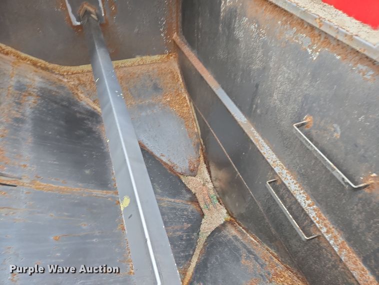 image for item EE7946 1995 Ford L8000 fertilizer delivery truck